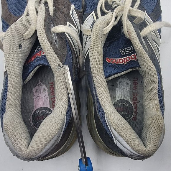 New Balance 990 Mens 11 Blue Sneakers Shoes Athletic Low Top Lace Up USA M990NV3